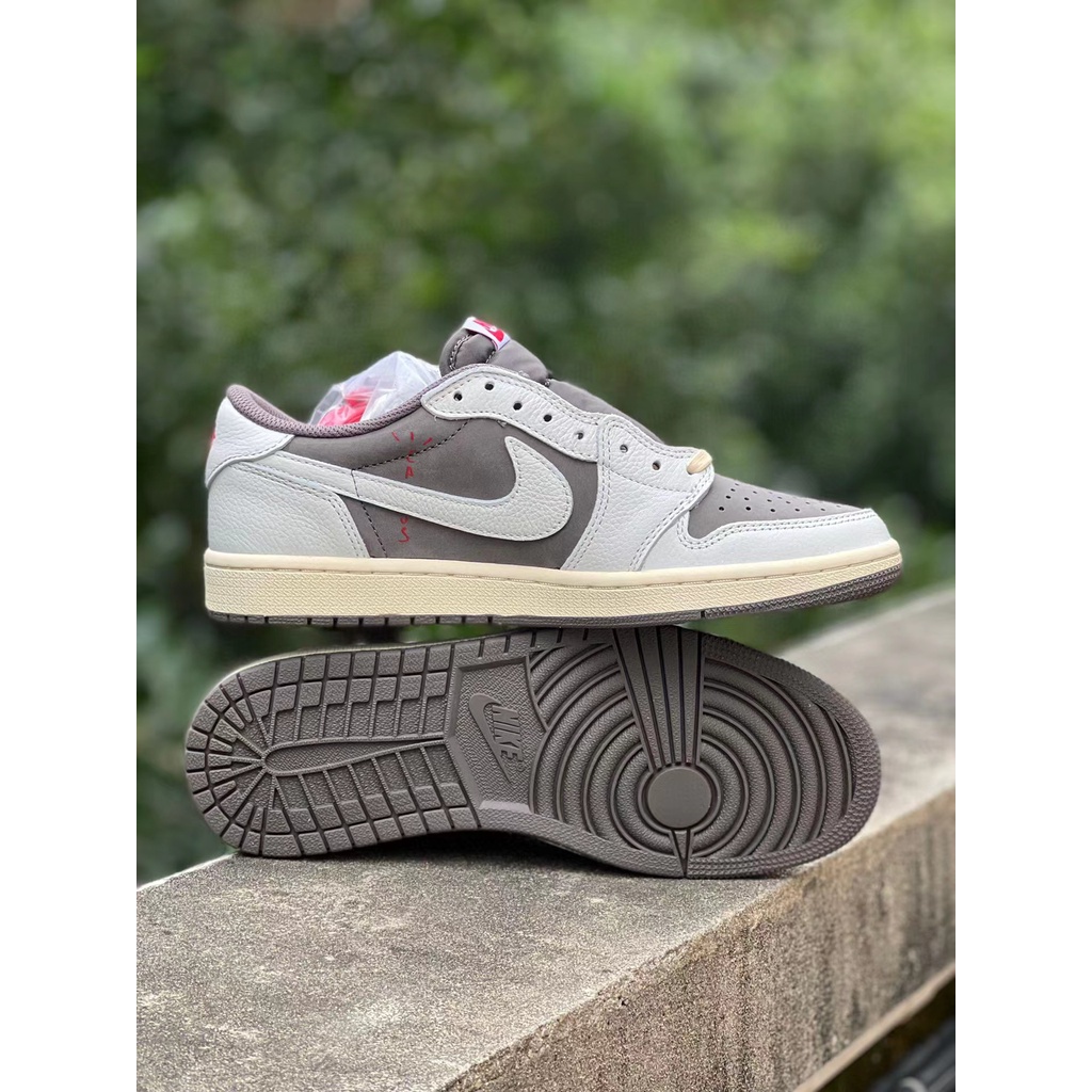 Giày bóng rổ trắng Travis Scott x Air Jordan 1 "Có Size 35-46 Thời Trang Dành Cho Nam Và Nữ
