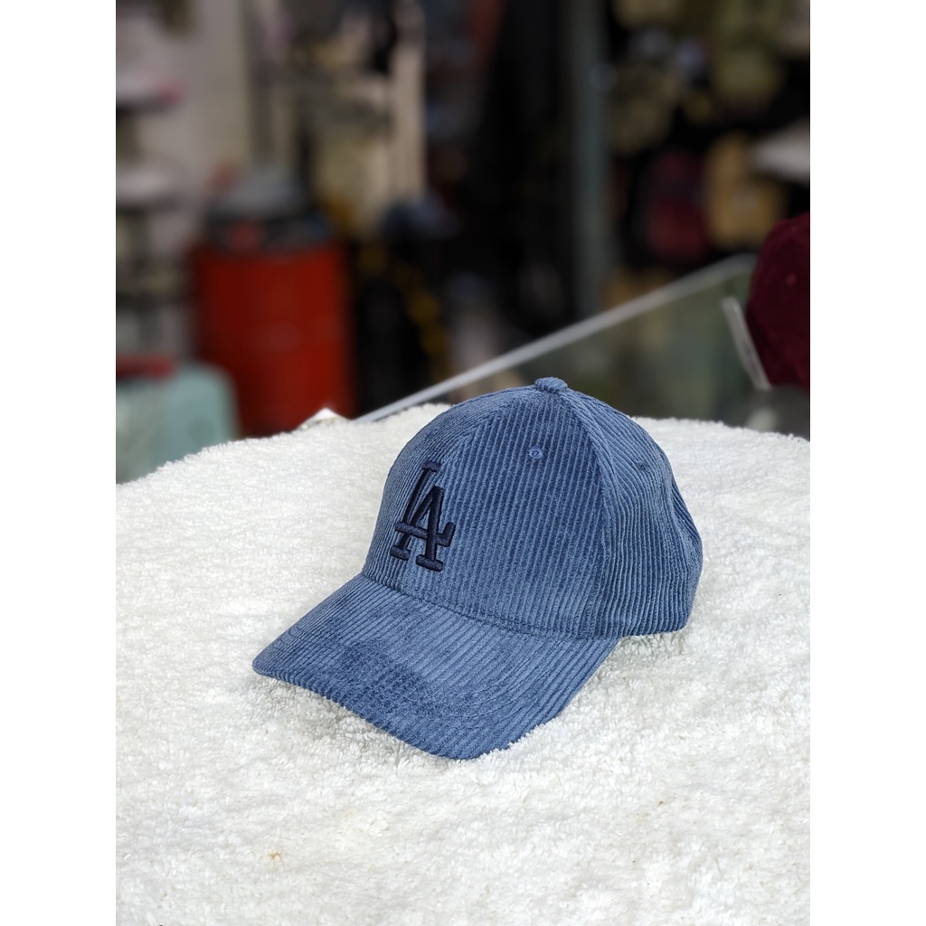 Nón lưỡi trai thời trang MLB Corduroy Cap, nón logo MLB thêu chất nhung tăm