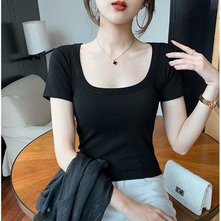 Áo Thun Trơn Cổ Vuông Madela Dáng Croptop Trẻ Trung Năng Động, Áo Croptop Ngắn Tay Cổ Vuông Nữ