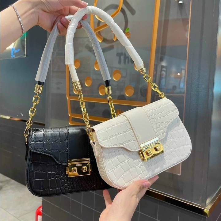 Túi Kẹp Nách Size 22cm, Túi Xách Nữ Đeo Chéo Khóa Miu Vân Rắn Hot Trend HH 450