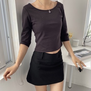 Basic dark brown top - áo cotton tay lỡ cổ thuyền