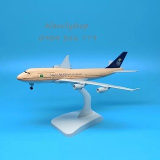Mô hình máy bay tĩnh B747 Saudi Arabian Air 20cm có bánh xe