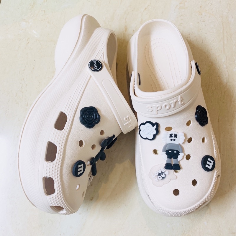 Dép sục croos - dép siêu nhẹ tăng chiều cao thêm 4cm hình dán