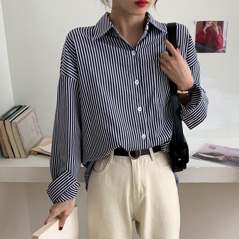 áo sọc nữ，Phiên bản Hàn Quốc mới của áo sơ mi nữ dài tay sọc cổ điển rộng rãi