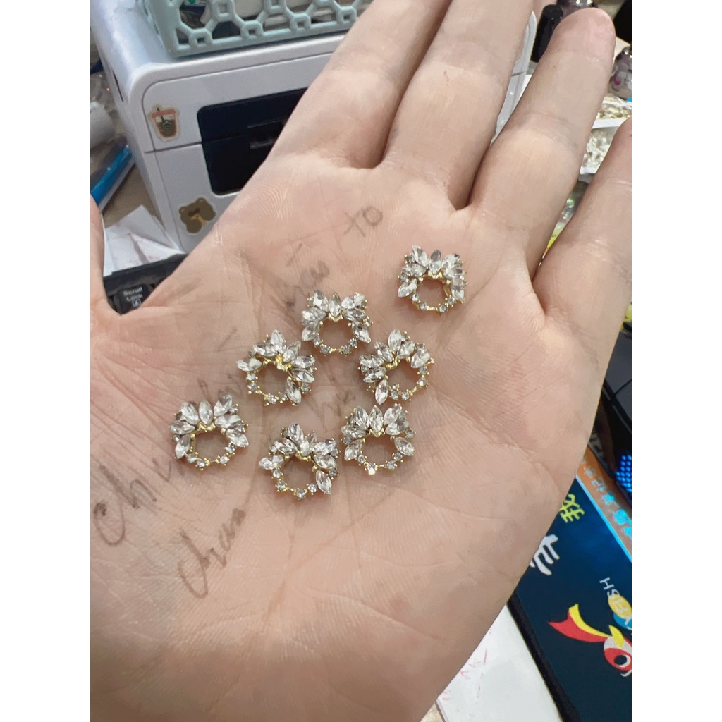 Charm trang trí nail mã mới a