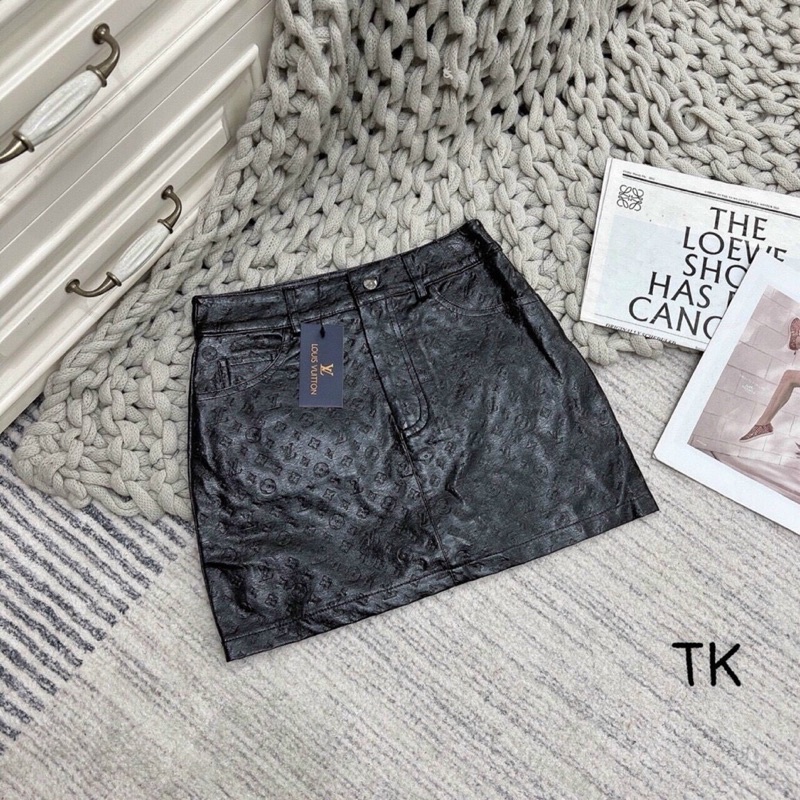 CHÂN VÁY DA CHỮ NỐI CẠP CAO HÀNG QCL1 MS23199