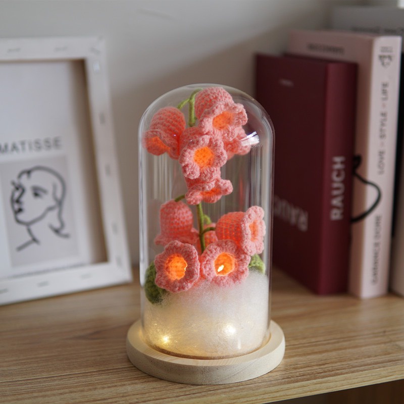 Đèn led ngủ để bàn hình hoa lily đan len thủ công