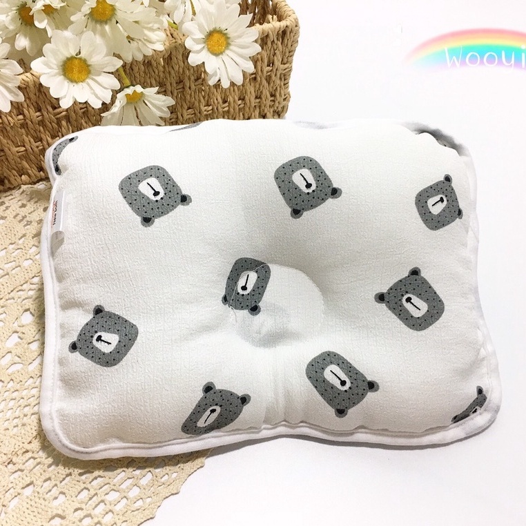 Gối xô lõm tròn ruột bông trắng, siêu mềm, chống méo đầu, chống ngạt, thấm hút mồ hôi, thông thoáng cho bé sơ sinh.