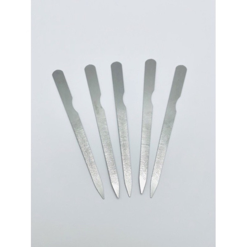 DŨA MÓNG TAY CÓ MÓC KHOÉ INOX