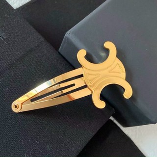 Kẹp tóc CL sc vip 1:1 650k/1c fullbox