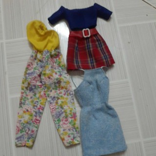 búp bê barbie khách đặt