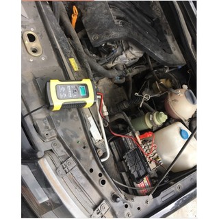 Sạc sạc bình ắc quy ô tô, xe máy, xe ga các loại bình a xít chò 12v 6A