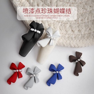 Charm nơ ngọc đen trắng gắn trang trí móng tay