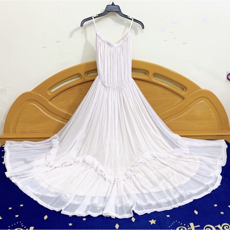 Đầm 2hand Hàn công chúa hiệu UUKR siêu xòe (Màu hồng nhạt)