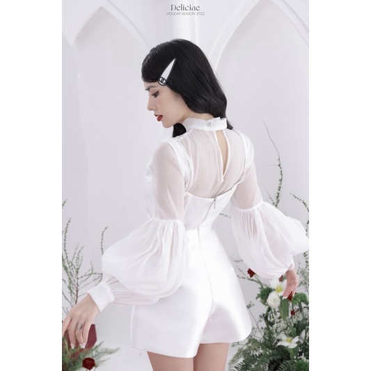 KALLY TOP & KALLY CORSET & JOISE SHORTS - Set trắng 3 món