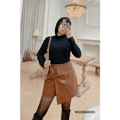 Áo len họa tiết thiết kê cổ 5 phân cúc mở sau HeraDG WAKBB3014