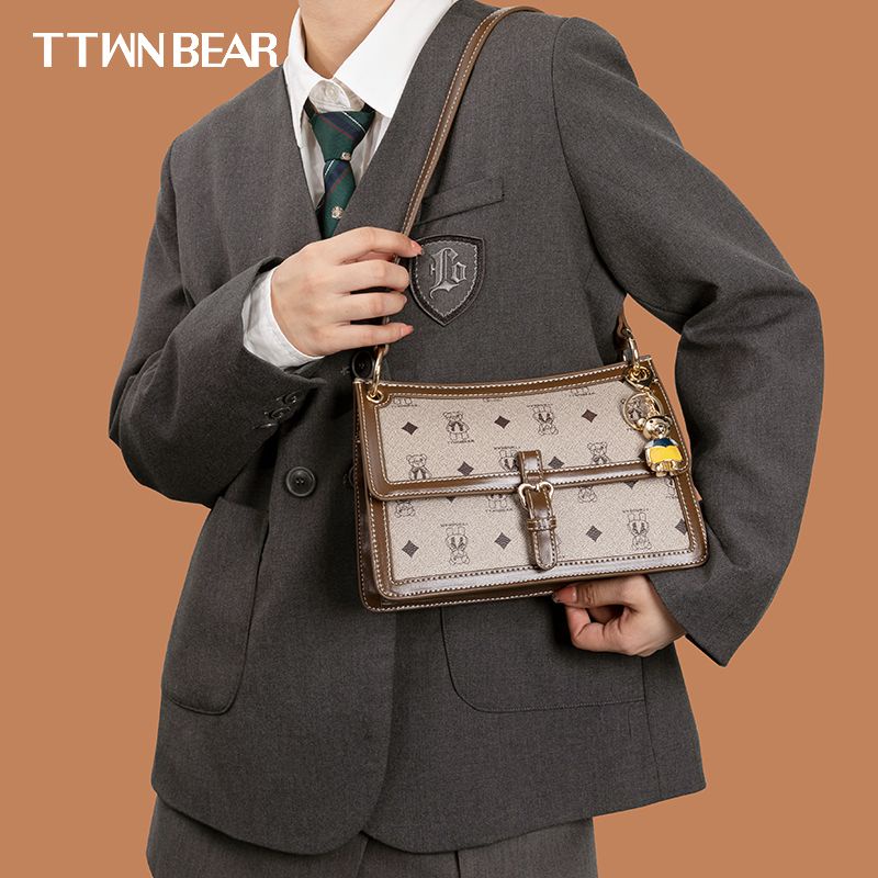 Túi ttwn bear chính hãng mã TN 2339