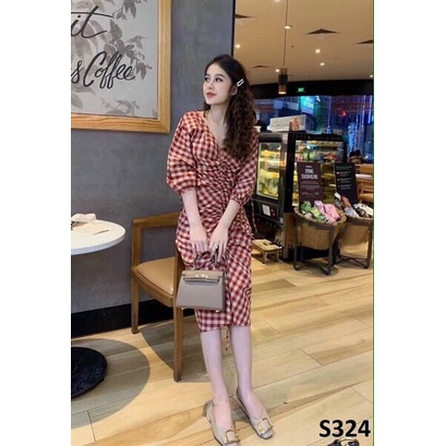 (Siêu Sale tháng 12) Đầm caro nữ cổ V tay phồng,đầm nữ rút dây 2 màu đỏ đen,chất đẹp lên from xinh xĩu