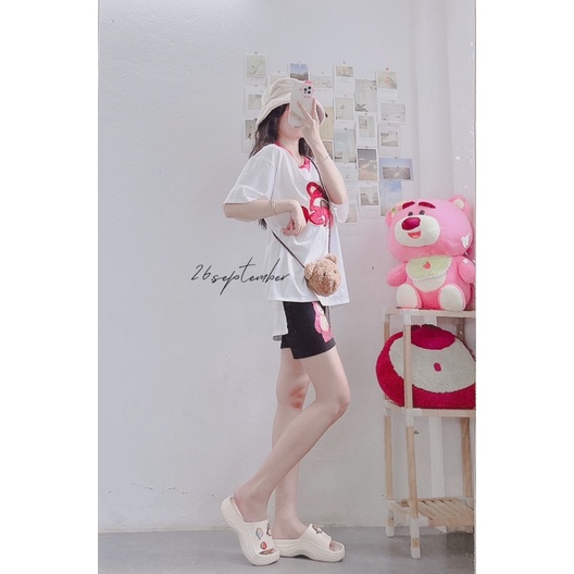 Bộ áo thun gấu dâu mặt lông cổ tim phối quần legging đùi