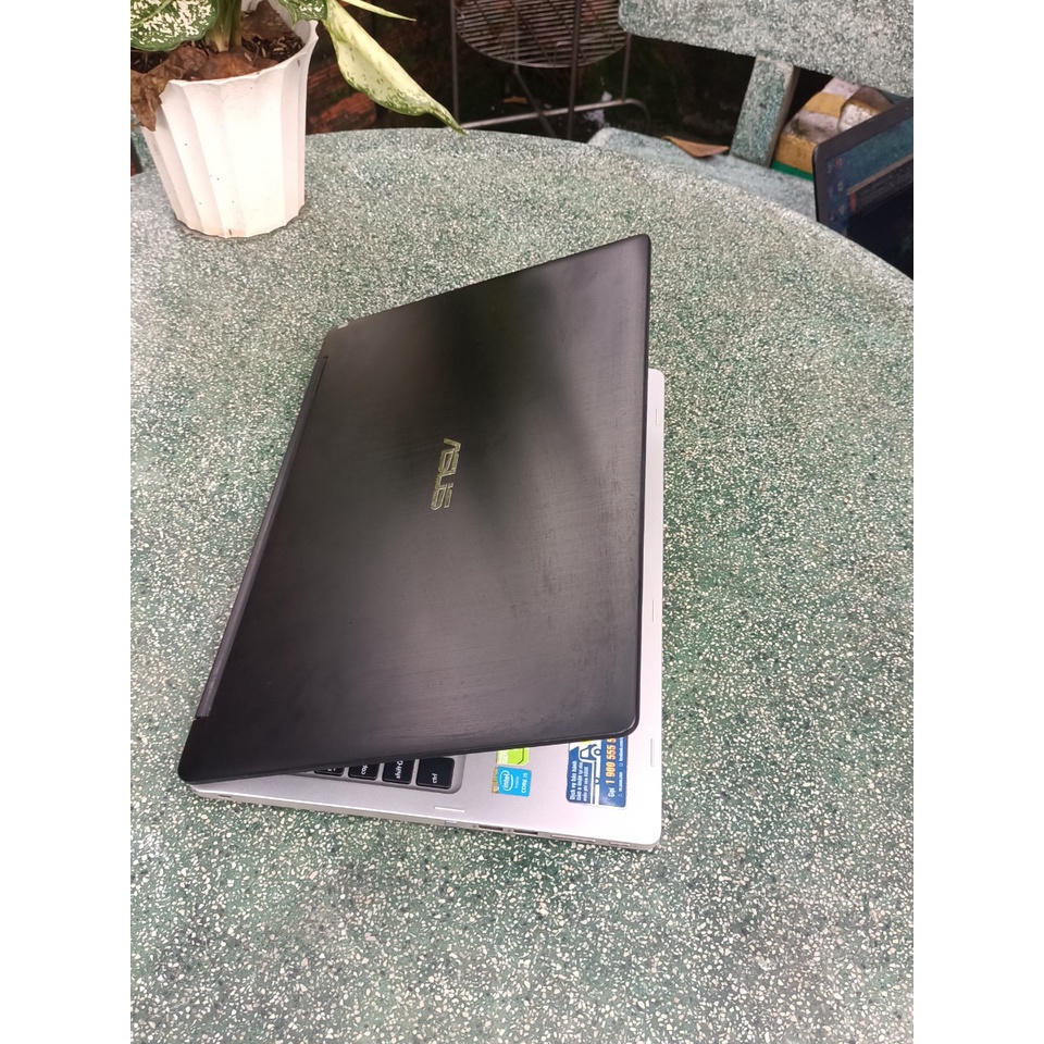 Laptop Cảm Ứng 2 in 1 Asus TP550 Core i5/Ram 8Gb/SSD/ Màn to Xoay Lật 360 độ