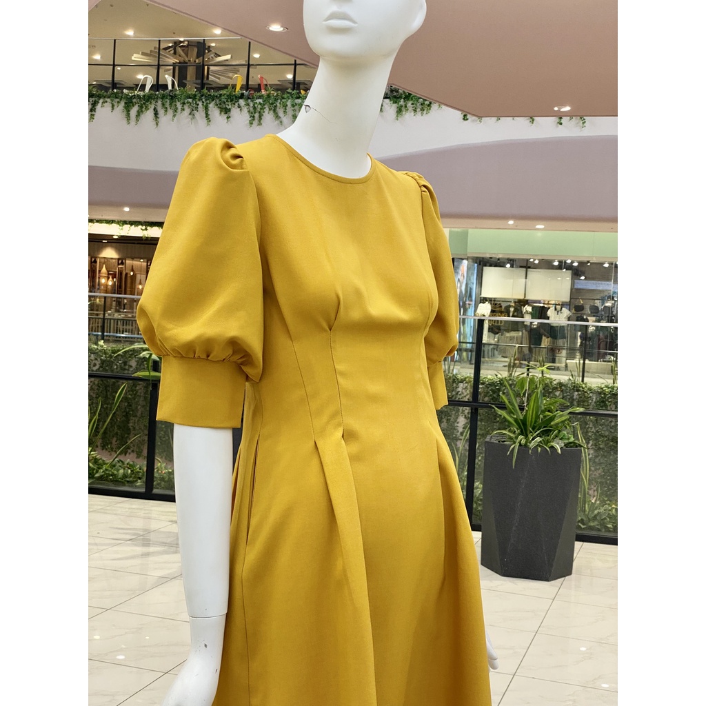 Đầm tay bồng 92WEAR , thiết kế xòe tôn dáng DEA2516