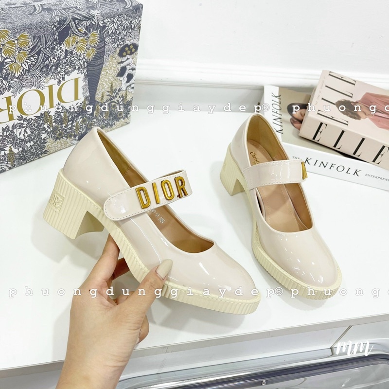 Giày búp bê dio tag chữ da bóng fullbox