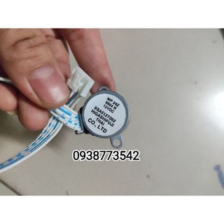 Motor vẩy gió đảo điều hoà Toshiba