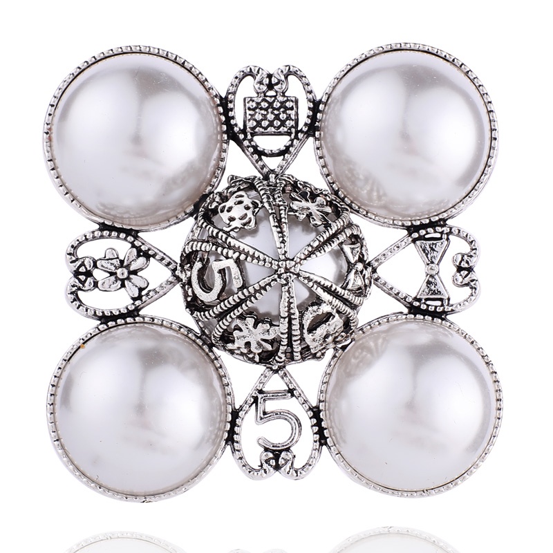 Ghim Cài Áo Hình Chữ Thập Đính Ngọc Trai Pha Lê Phong Cách Cung Điện Baroque Cổ Điển Tinh Tế Cho Nữ