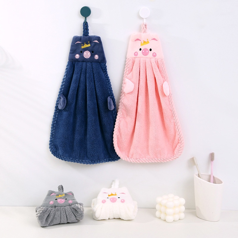 Khăn Lau Tay Vải Lông Cừu San Hô Thấm Hút Nước Thêu Hình Heo Dễ Thương Có Móc Treo