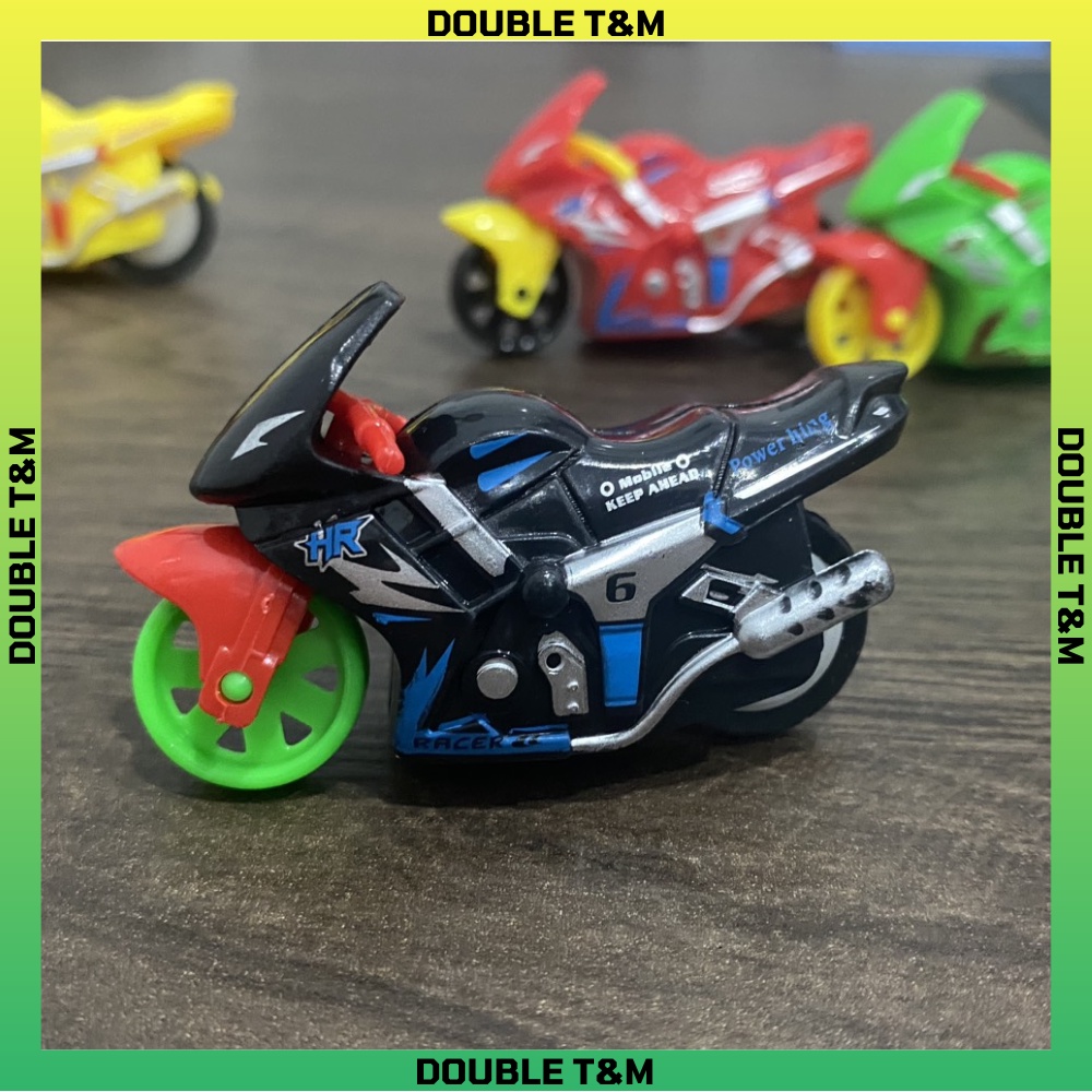 Đồ chơi trẻ em - mô hình mô tô - 4 màu - chất liệu nhựa - kích thước nhỏ - bánh trớn - làm quà cho các bé