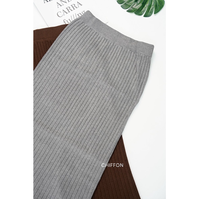 Chân váy bút chì len dáng dài xẻ sau thiết kế by Chiffon