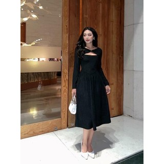Đầm xoè tay dài xoắn ngực