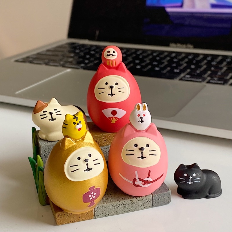 Mô hình mèo chủ đề may mắn 2023