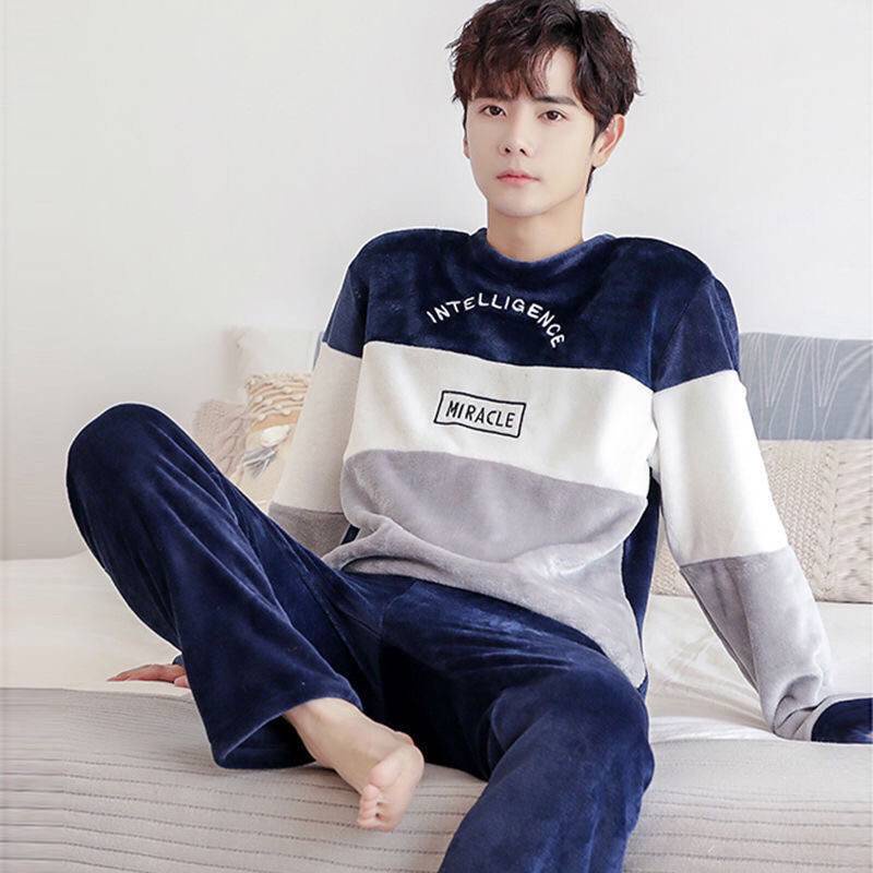 Bộ Đồ Ngủ Lông Cừu San Hô Dày Dặn Ấm Áp Trẻ Trung Cho Nam