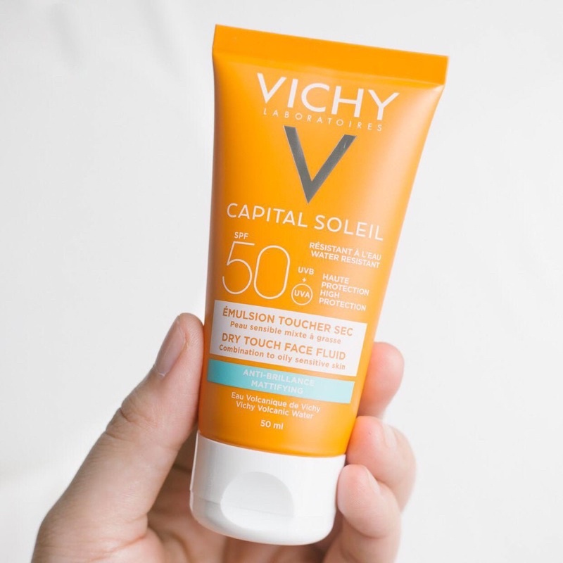 Kem chống nắng Vichy chống bóng dầu Capital Soleil spf 50 ( Mẫu mới )