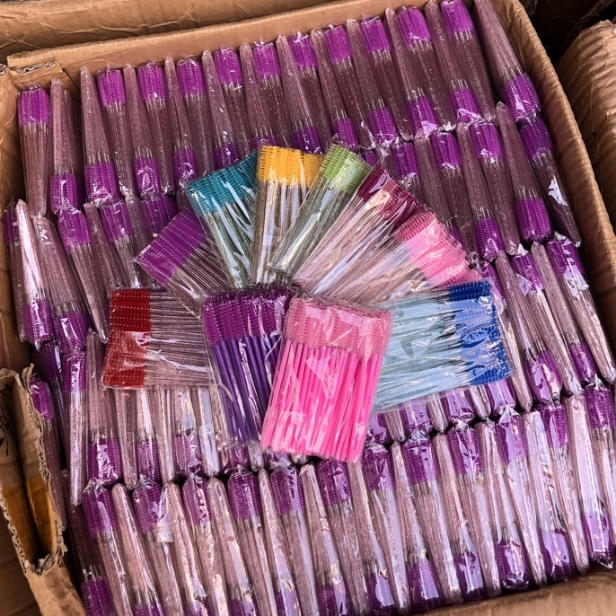 Chổi chải mi kim tuyến túi 50 cây_dụng cụ nối mi_ Huy Hoàng Mi