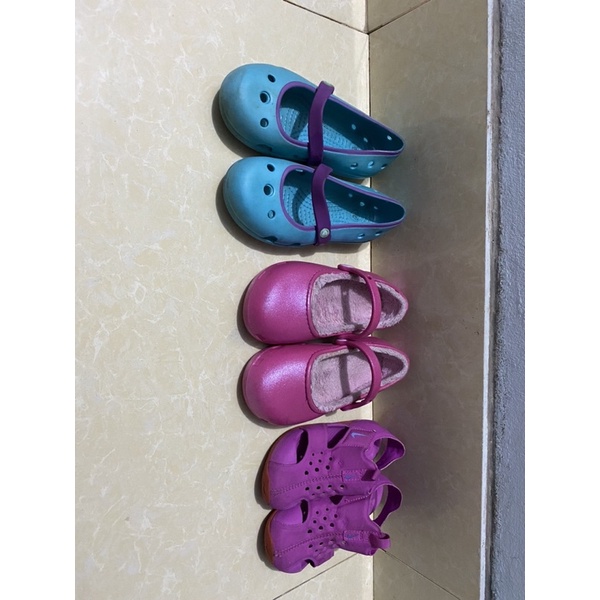 Thanh lý giày của bé crocs chính hãng