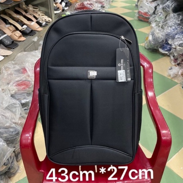 balo to đựng quần áo máy tính màu đen cao 43cm