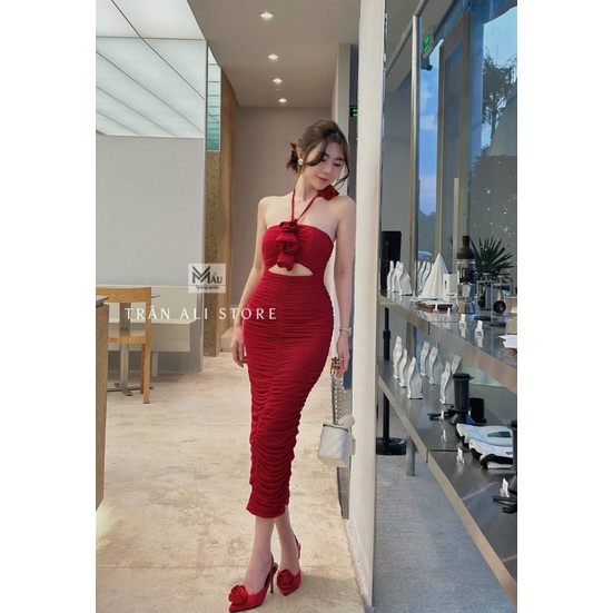 Đầm body lưới cut out đính hoa