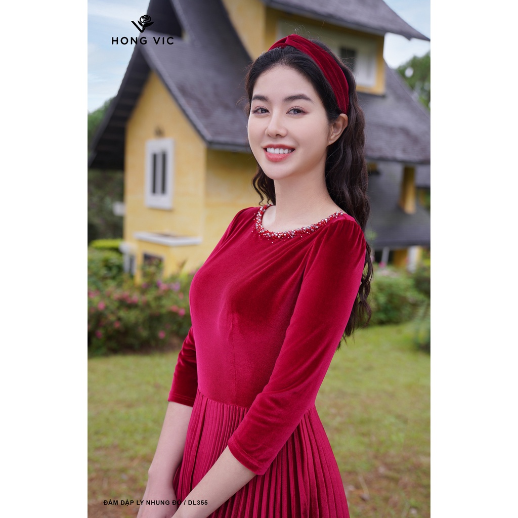 Đầm nữ thiết kế Hong Vic dập ly nhung đỏ DL355