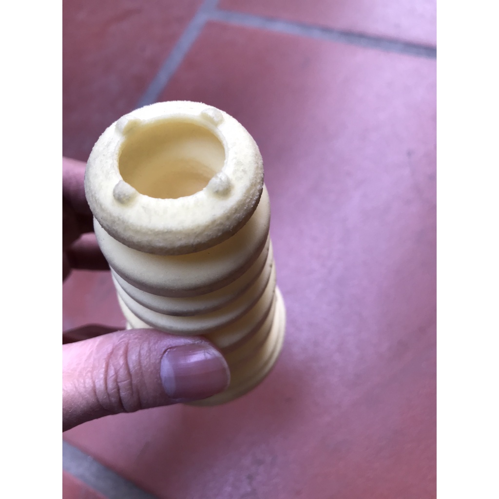 Cao su tăm bông giảm sóc sau  xịn hãng bãi  Mazda 2; 3; 6; CX5