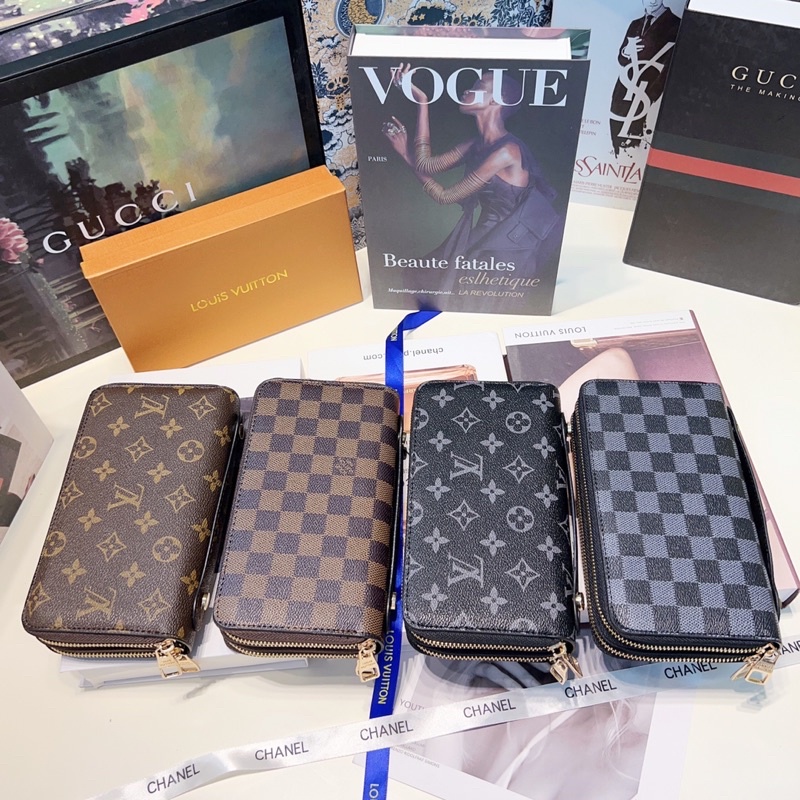 Ví dài khoá vàng