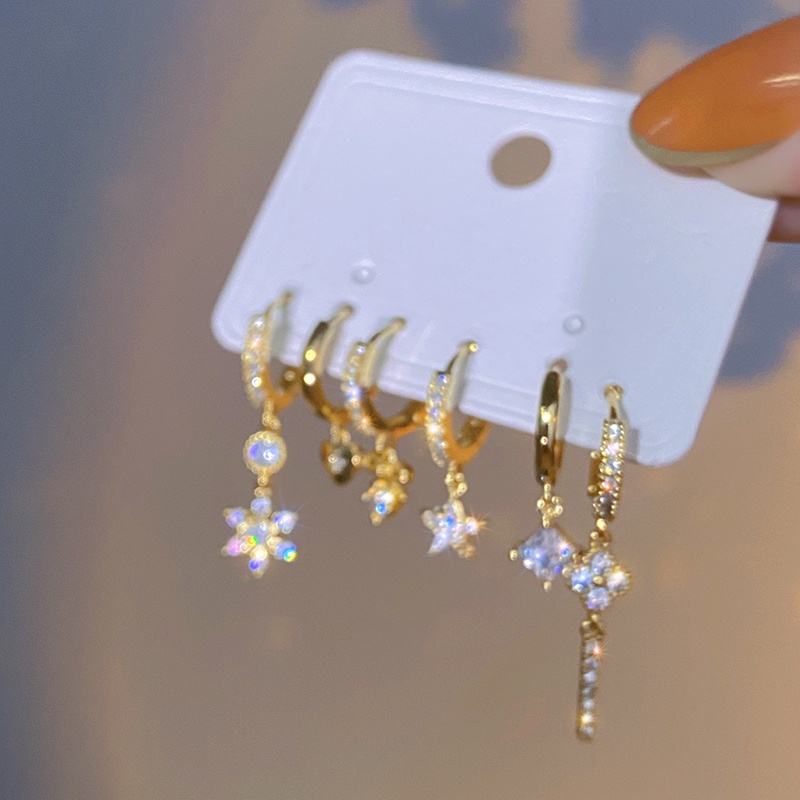 Bộ Khuyên Tai Mặt Trăng Và Ngôi Sao Bằng Đồng Đính Đá Zircon Thời Trang Hàn Quốc Cho Nữ