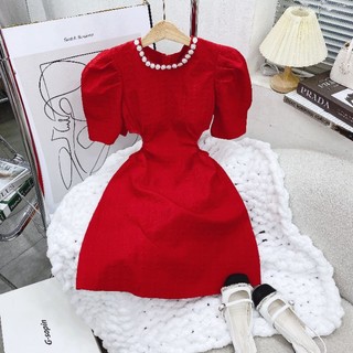 ĐẦM TRẮNG CỔ TRÒN ĐÍNH ĐÁ KHOÉT EO
