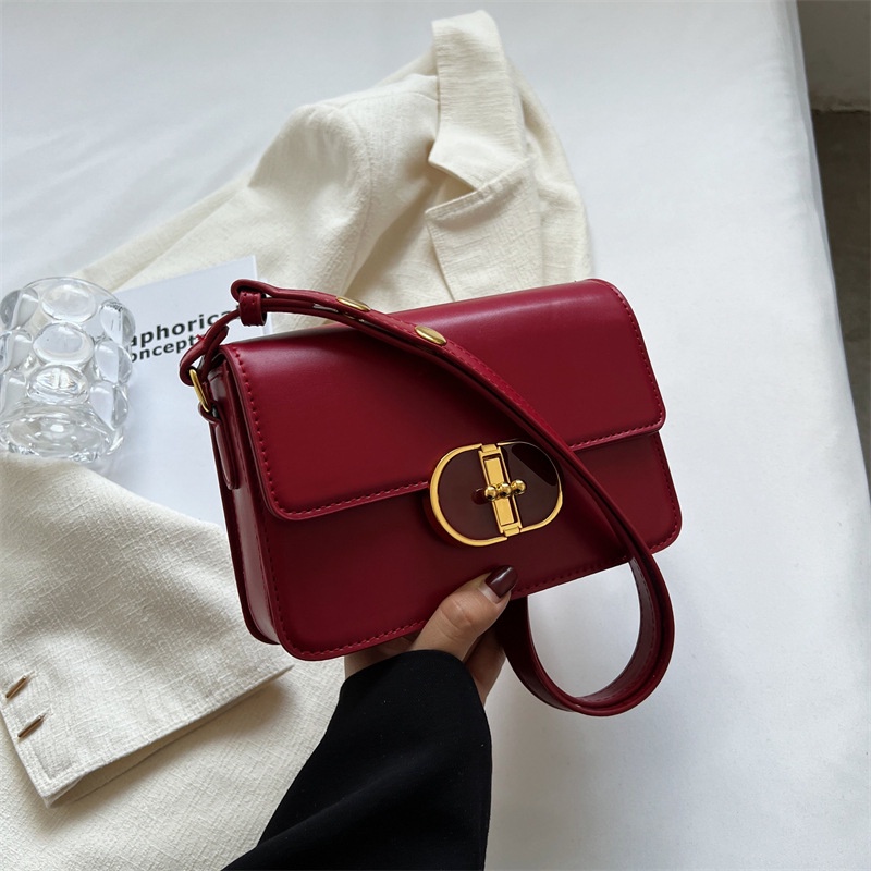 Túi Đeo Chéo Nữ Trơn, Khoá Tròn Sang Chảnh Đi Học Đi Làm WESTIE STUDIO - A246.TXN