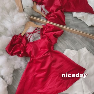 SET BBD ĐỎ CUTOUT LƯNG SHORT TRẮNG❤️