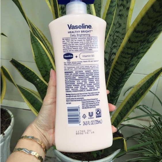 Dưỡng thể vaseline mỹ 725ml chính hãng mẫu mới