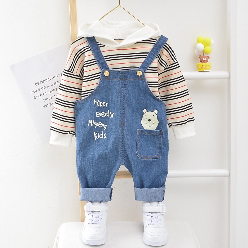 Yếm bò cho trẻ em mẫu gấu PUG siêu hot