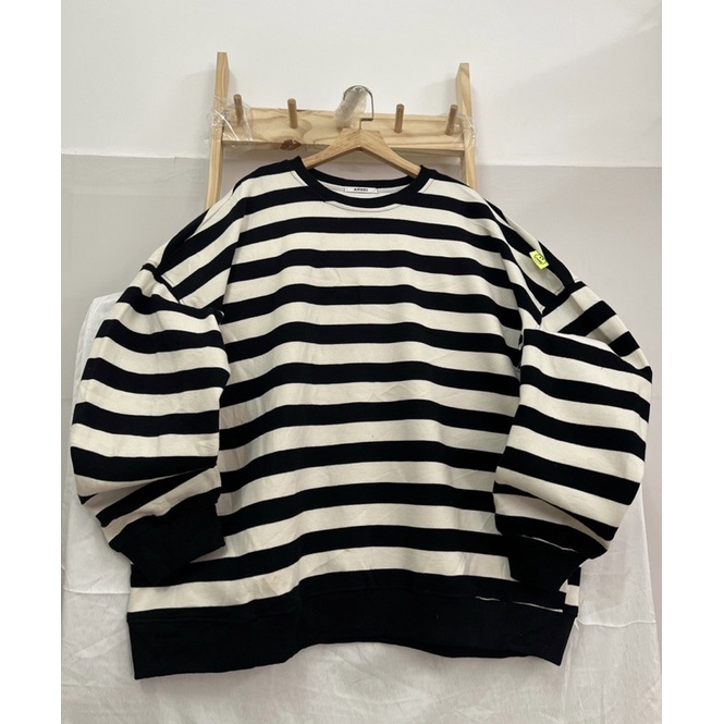 Topic sweater Tinh Nghịch / Sweater 2hand -Nỉ siêu phẩm - sweater 2hand lót nhung