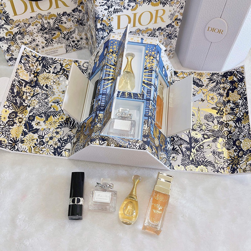 Hộp Quà Tặng Son Môi Tinh Chất Lâu Đài Giáng Sinh Thương Hiệu Dior